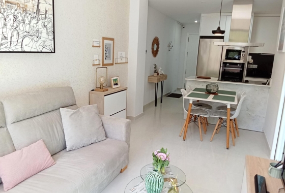 Återförsäljning - Lägenhet / lägenhet - Torrevieja - Estacion De Autobuses