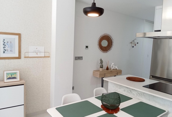 Återförsäljning - Lägenhet / lägenhet - Torrevieja - Estacion De Autobuses