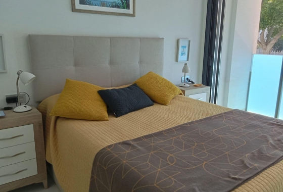 Återförsäljning - Lägenhet / lägenhet - Torrevieja - Estacion De Autobuses