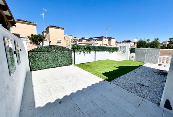 Resale - Townhouse - Torrevieja - Costa Blanca