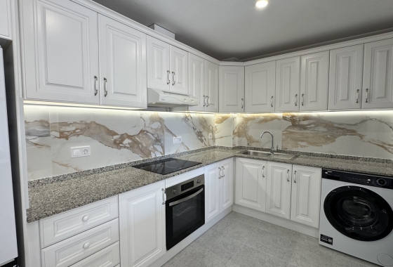 Resale - Apartment / flat - Orihuela Costa - Costa Blanca