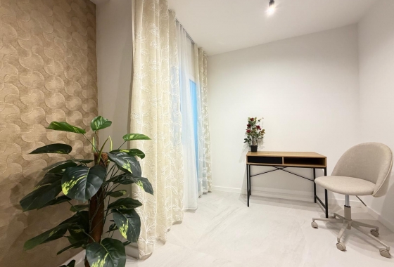 Revente - Appartement - Torrevieja - Playa del Cura