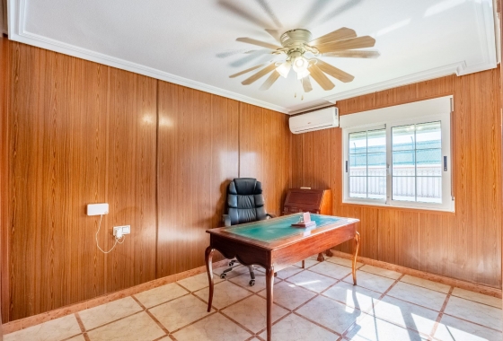 Перепродажа - Вилла - Torrevieja - El Chaparral