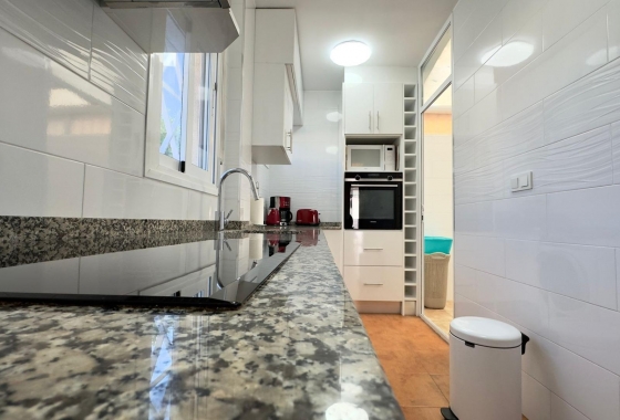 Resale - Bungalow - Torrevieja - Centro