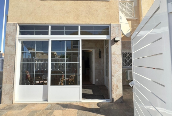 Resale - Bungalow - Torrevieja - Centro