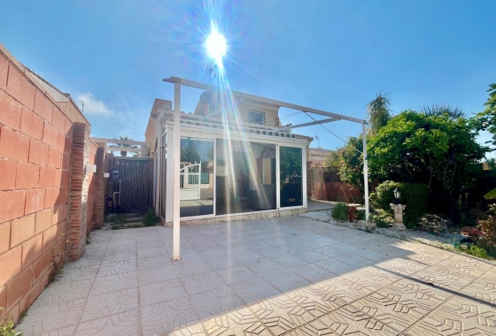 Перепродажа - Вилла - Orihuela Costa - Los Almendros-la Florida