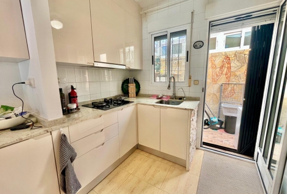 Перепродажа - Вилла - Orihuela Costa - Los Almendros-la Florida