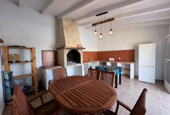 Reventa - Villa - Dolores - Cmno. Escorredor