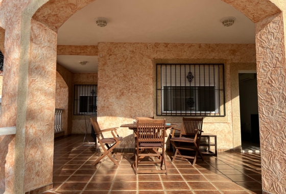 Reventa - Villa - Dolores - Cmno. Escorredor