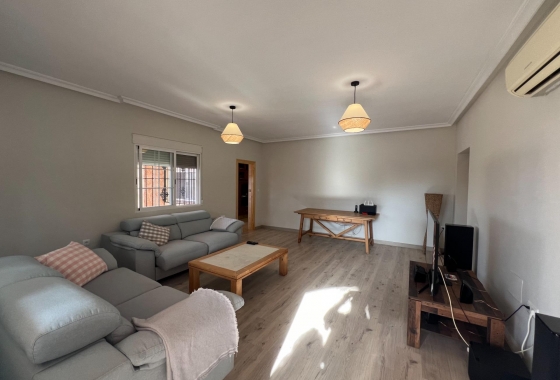 Reventa - Villa - Dolores - Cmno. Escorredor