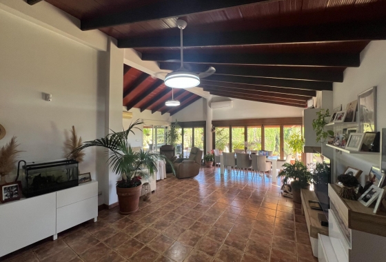 Перепродажа - Finca - Dolores - Comunidad Valenciana