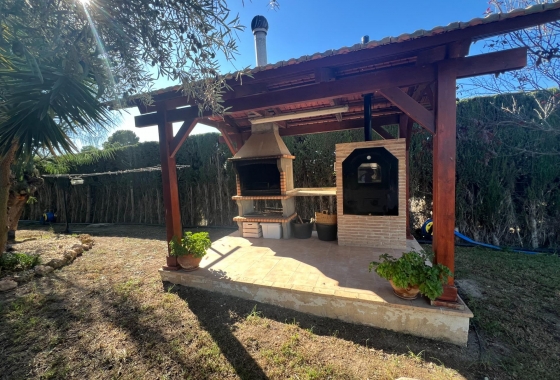 Перепродажа - Finca - Dolores - Comunidad Valenciana