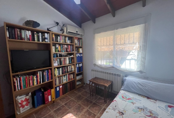 Перепродажа - Finca - Dolores - Comunidad Valenciana