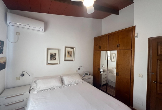 Перепродажа - Finca - Dolores - Comunidad Valenciana