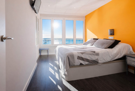 Resale - Apartment / flat - Torrevieja - Playa del Acequión