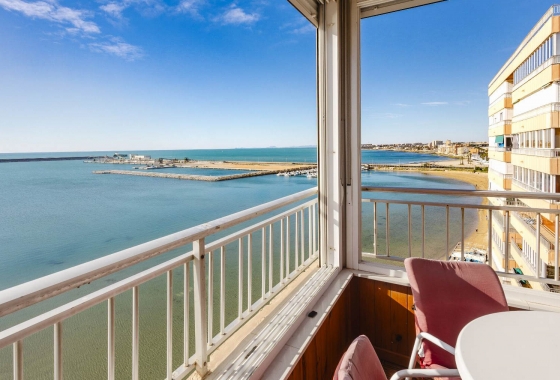 Resale - Apartment / flat - Torrevieja - Playa del Acequión