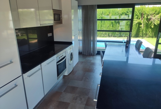 Revente - Villa - Sucina - Inland