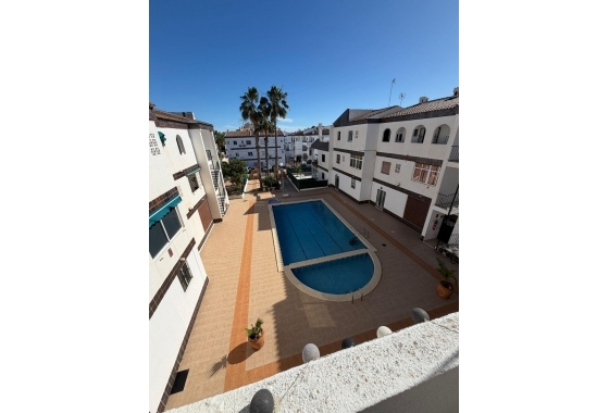 Wiederverkauf - Wohnung - Torrevieja - Punta Prima