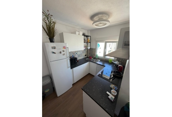 Wiederverkauf - Wohnung - Torrevieja - Punta Prima