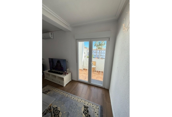 Wiederverkauf - Wohnung - Torrevieja - Punta Prima
