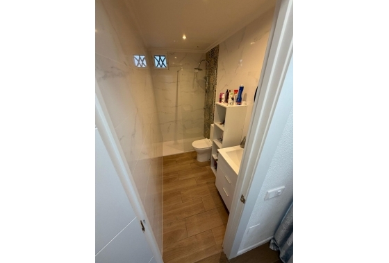 Wiederverkauf - Wohnung - Torrevieja - Punta Prima