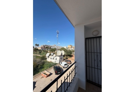 Wiederverkauf - Wohnung - Torrevieja - Punta Prima