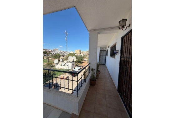 Wiederverkauf - Wohnung - Torrevieja - Punta Prima