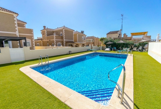 Перепродажа - Вилла - Orihuela Costa - Costa Blanca