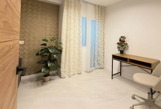 Revente - Appartement - Torrevieja - Playa del Cura