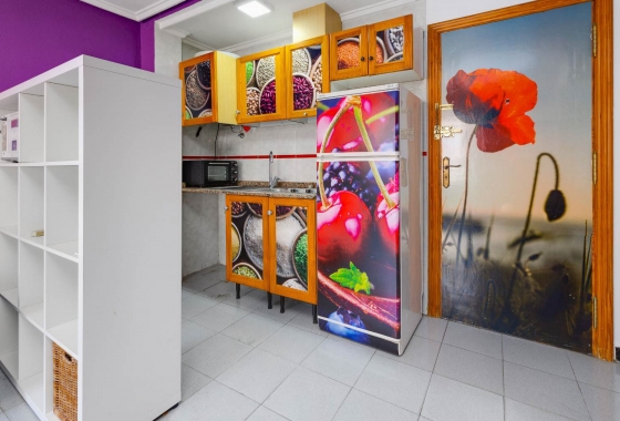 Resale - Apartment / flat - Torrevieja - Playa de los Locos