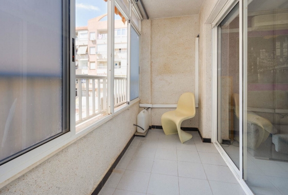 Resale - Apartment / flat - Torrevieja - Playa de los Locos