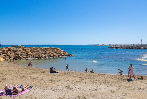 Resale - Apartment / flat - Torrevieja - Playa de los Locos