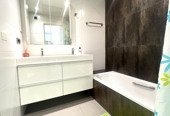 Resale - Apartment / flat - Orihuela Costa - Costa Blanca