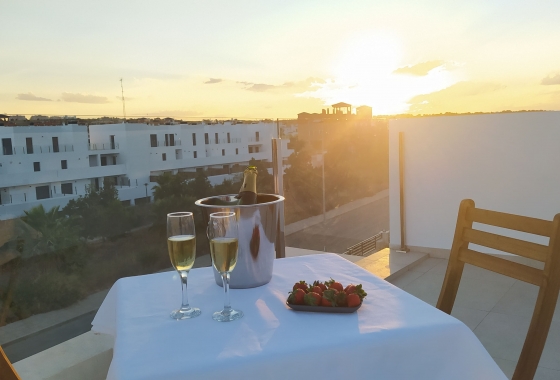 Neue Gebäude - Chalet - Orihuela