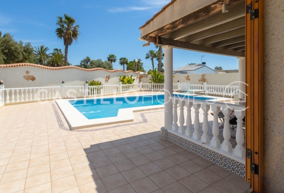 Wiederverkauf - Villa - Torrevieja - Torreta Florida