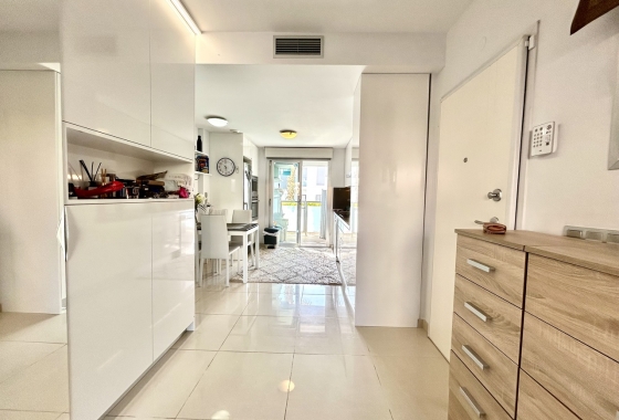 Resale - Apartment / flat - Torrevieja - Costa Blanca