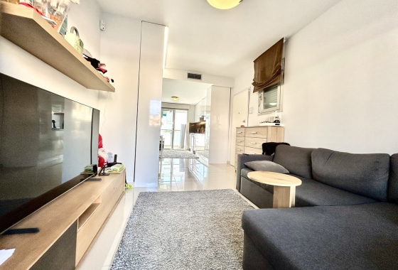 Resale - Apartment / flat - Torrevieja - Costa Blanca
