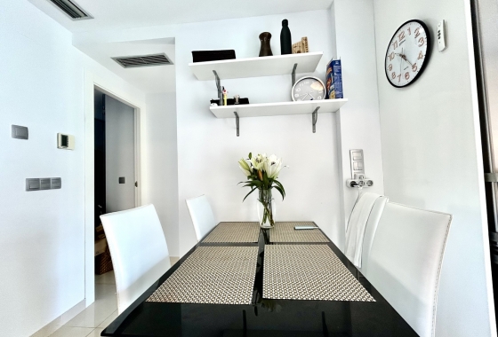 Resale - Apartment / flat - Torrevieja - Costa Blanca