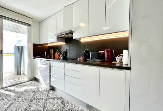 Resale - Apartment / flat - Torrevieja - Costa Blanca