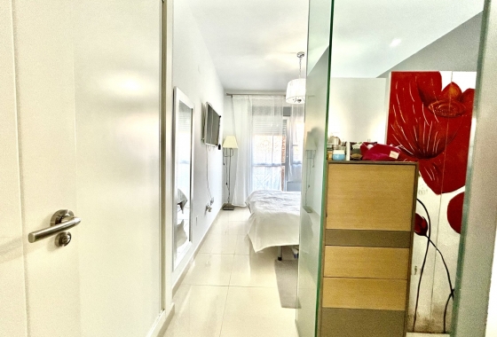 Resale - Apartment / flat - Torrevieja - Costa Blanca