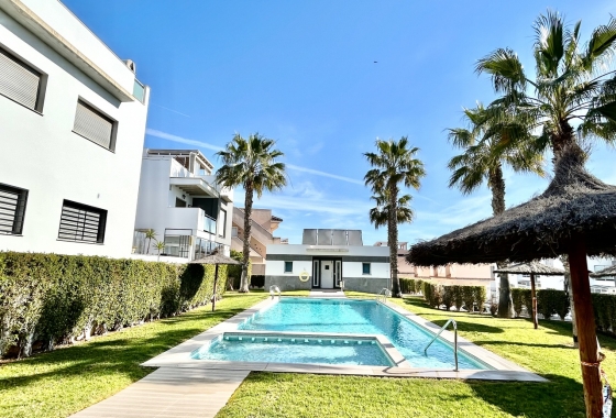 Resale - Apartment / flat - Torrevieja - Costa Blanca