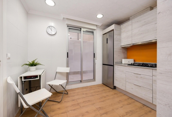 Wiederverkauf - Wohnung - Torrevieja - Acequion