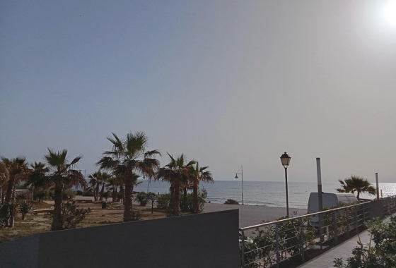 Перепродажа - Квартира - Torrevieja - Punta Prima