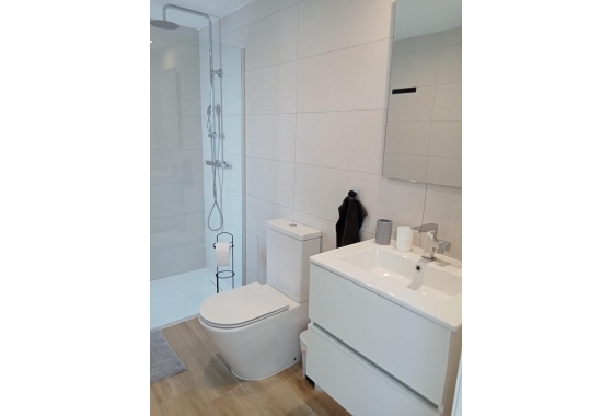 Wiederverkauf - Wohnung - Torrevieja - Punta Prima