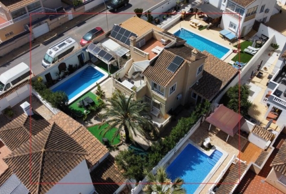 Resale - Villa - Orihuela Costa - Costa Blanca