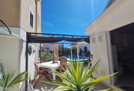 Resale - Villa - Orihuela Costa - Costa Blanca