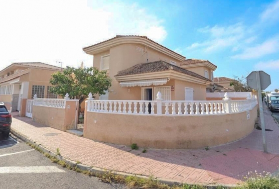 Перепродажа - Вилла - Orihuela Costa - Los Altos