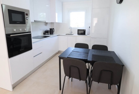Resale - Bungalow - Orihuela Costa - La Zenia