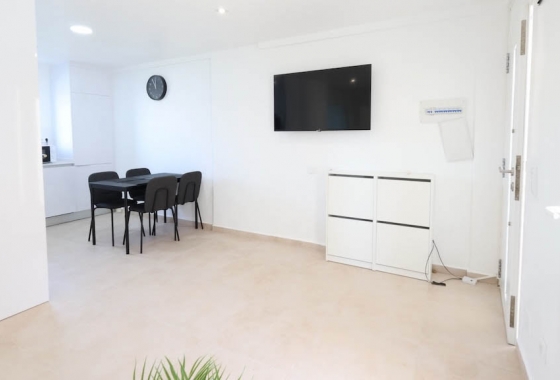 Resale - Bungalow - Orihuela Costa - La Zenia