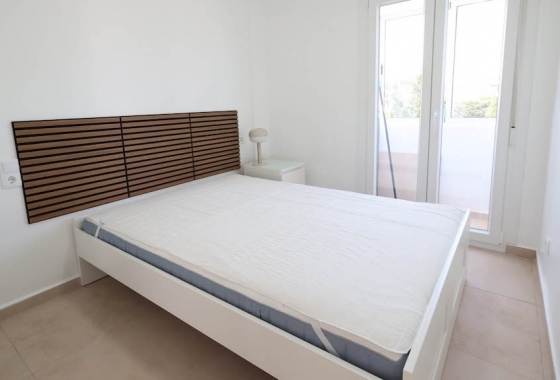 Resale - Bungalow - Orihuela Costa - La Zenia